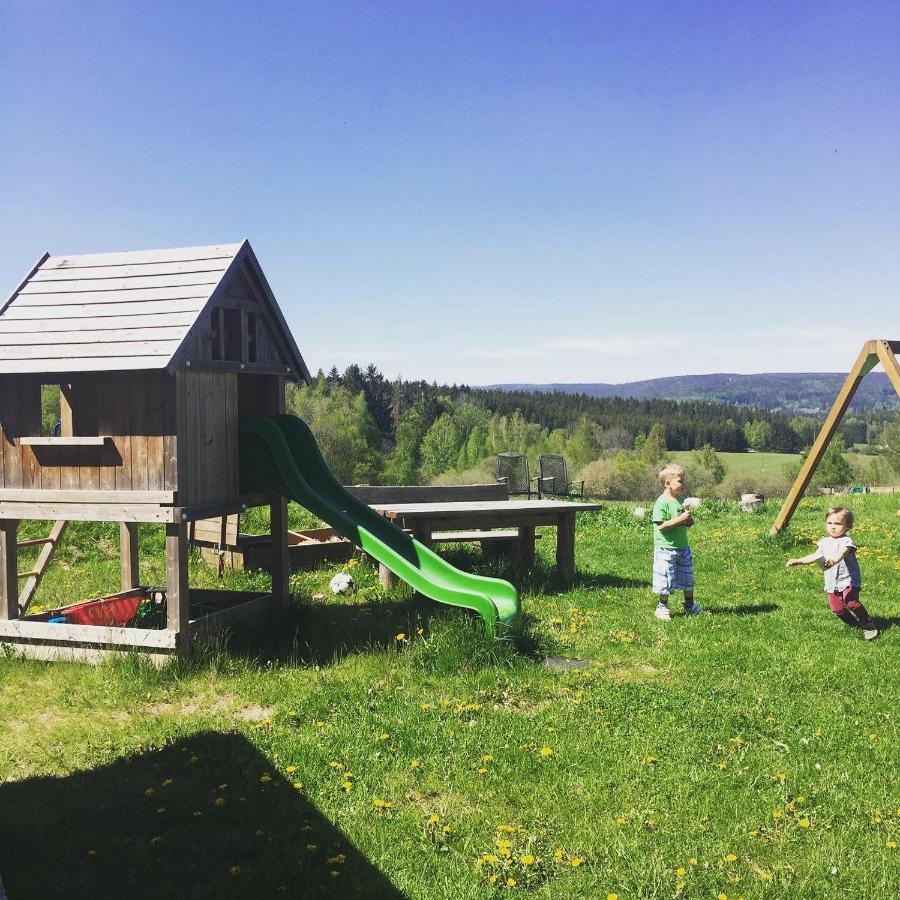 Pod Dratnikem 4* Svratka